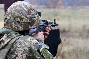 Офіцер з Волині на передовій: «Ворог зміцнює позиції, а ми нічого не можемо їм зробити» (Відео)