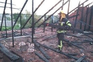 Росіяни «Градами» накрили Нікополь: тисячі людей залишились без електрики