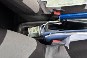  На Волині п’яний водій пропонував патрульним 300 доларів хабаря