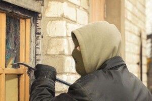 На Волині чоловік поцупив у пенсіонерки 20 тисяч гривень