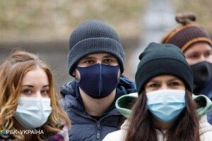Карантин в Україні можуть посилити після Нового року  