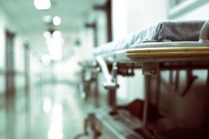 У Луцьку пацієнт реабілітаційного центру задушив іншого, бо «той хропів»