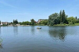У Луцьку під час купання на Теремнівських ставках зник чоловік