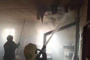 У Володимир-Волинському врятували жінку на пожежі