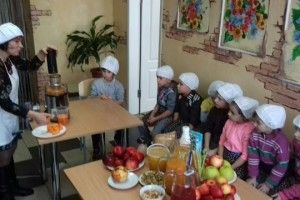 Малеча на практиці вивчала правила здорового харчування