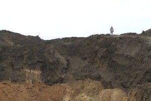 Розкопали царський курган. Припускають: шукали золото (Відео)