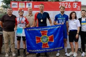 Здолав 120 км: нацгвардієць з Волині став переможцем веломарафону
