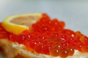 Назвали, які  виробники продають підроблені ікру, масло та м’ясо на Волині