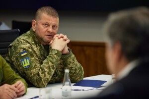 Чоловікам не заборонено пересуватися Україною: Залужний та адвокатка пояснили повідомлення Генштабу