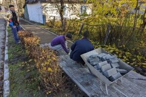 У Маневичах поремонтували дорогу до ліцею