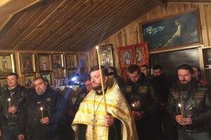 У Луцьку помолилися за спокій душ загиблих байкерів