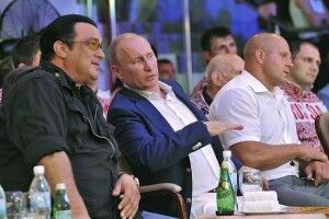 Актор Стівен Сігал вступив до провладної російської партії