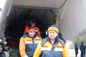 Рятувальники ДСНС повернулися з місця катастрофи українського боїнга в Тегерані (Фото, відео)
