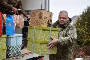 Волинські прикордонники завітали до дітей з особливими потребами (Фото)