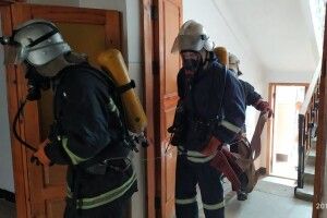 У старовижівській школі-гімназії «гасили» умовну пожежу