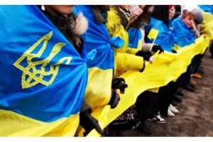 До Дня Соборності у Луцьку відбудеться «Ланцюг єднання»: де зупинять рух транспорту