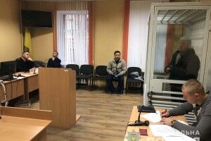 У Рівному заарештували 60-річного дядька із Запоріжжя, який у відділку поліції витягнув із гранати запобіжне кільце...