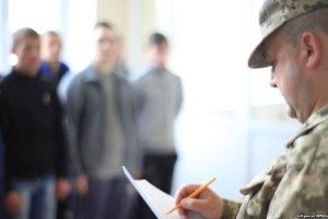 Мешканця Нововолинська покарали за ухилення від навчальних зборів