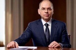 Міністр охорони здоров'я запитує, чому зарплата хірурга становить 4,5 тисячі гривень, а прокурора – 25 тисяч?