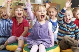 Зеленського просять не мордувати ні дітей, ні вихователів – зменшити наповнюваність груп у дитячих садочках