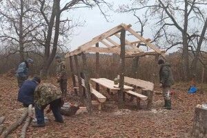 Де волинські учасники АТО облаштовують рекреаційну зону 