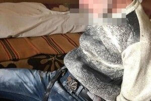 27-річний чоловік під час затримання вкусив патрульного за стегно (Фото)