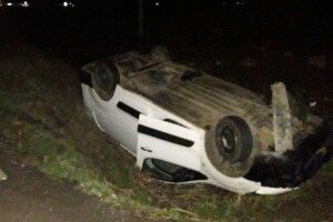 На Маневиччині ДТП: авто знесло у кювет і загорілося