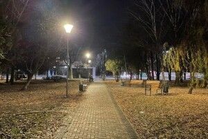 Красиве місто: У Луцьку з'явився затишний сквер (Фото)