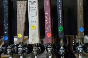 І пиво п’ється, і книга читається, і бесіда гарна ведеться!