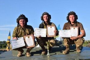 Бійці 14 омб здобули «золото» у конкурсі на кращий екіпаж БМП