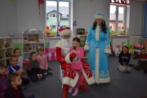 У Ковелі для дітей непростої долі організували новорічну забаву