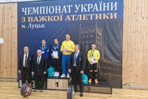 Волинські важкоатлетки стали найсильнішими в Україні