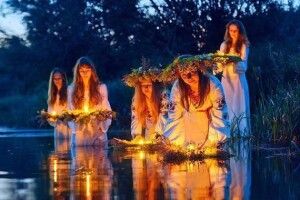 Сьогодні увечері - купальські ворожіння: 15 цікавих способів