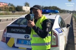 Де від сьогодні у Луцьку патрульні вимірюватимуть швидкість приладом TruCAM