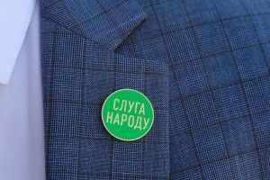 Переадресовувати військовим: «Слугам народу» радять не коментувати внесений у Раду законопроєкт про мобілізацію 
