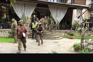 В обласному центрі на Заході України працівники ТЦК і поліції провели масштабний рейд по барах і ресторанах