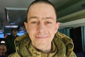 Волинянин, якого повернули з полону, є братом головного патрульного Рівненщини і вважався зниклим безвісти (Відео радості)