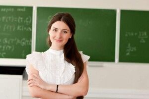 Українським вчителям пообіцяли по 60 тисяч: хто отримає гроші