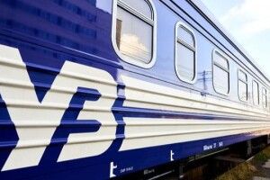 На Волині ліквідували пожежу локомотиву потягу, що виникла після російської атаки 