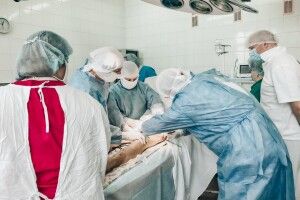 На Рівненщині чоловік позбувся ніг через COVID-19