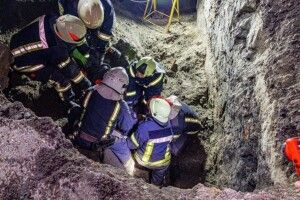 На Волині внаслідок зсуву грунту загинув чоловік