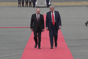 Мета «мирних переговорів» – щоб путін зміг переконати дурненького Трампа припинити допомогу Україні