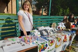 Одні готували-продавали, інші донатили: на Волині до дня Молоді для захисників зібрали понад 33 тисячі