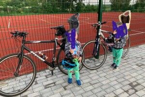 У луцького фотографа вкрали два ровери із дитячими велокріслами