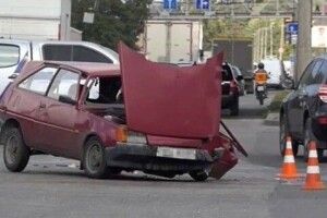 З'явилося відео моменту масштабної аварії у Луцьку, де постраждали четверо людей