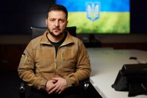 Зеленський доручив Залужному перевірити забезпечення бійців касками і бронежилетами (Відео)