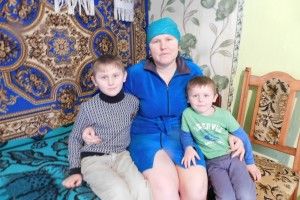 22 курси  хіміотерапії – щоб бути поруч трьох своїх діточок