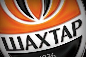 Ультрас зупинили автобус «Шахтаря» і з погрозами «наїхали» на футболістів