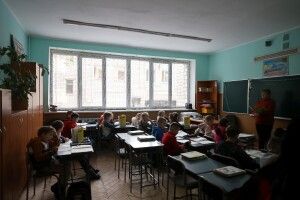 У Львові учні повернулись за парти у школах, які постраждали від ракетної атаки 29 грудня