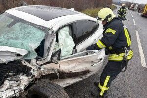 На Волині звільнили водіїв із понівечених авто